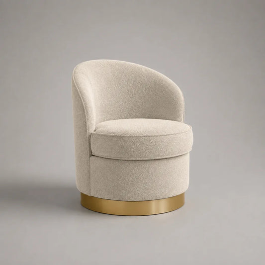 Poltrona da salotto imbottita in bouclé di poliestere con base in acciaio inossidabile dorato, avorio, 70 × 70 × 75 cm